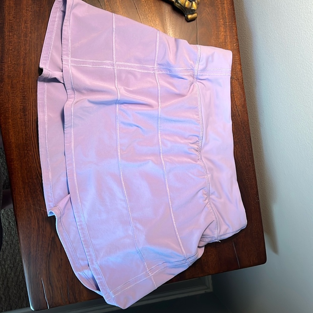 Lululemon lavender pace rival skirt size 6